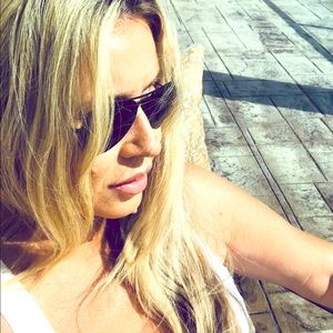 Meet your Posher, Jenifer